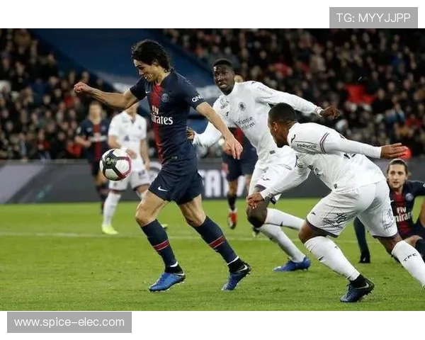 朗斯五球胜巴黎FC紧逼大巴黎